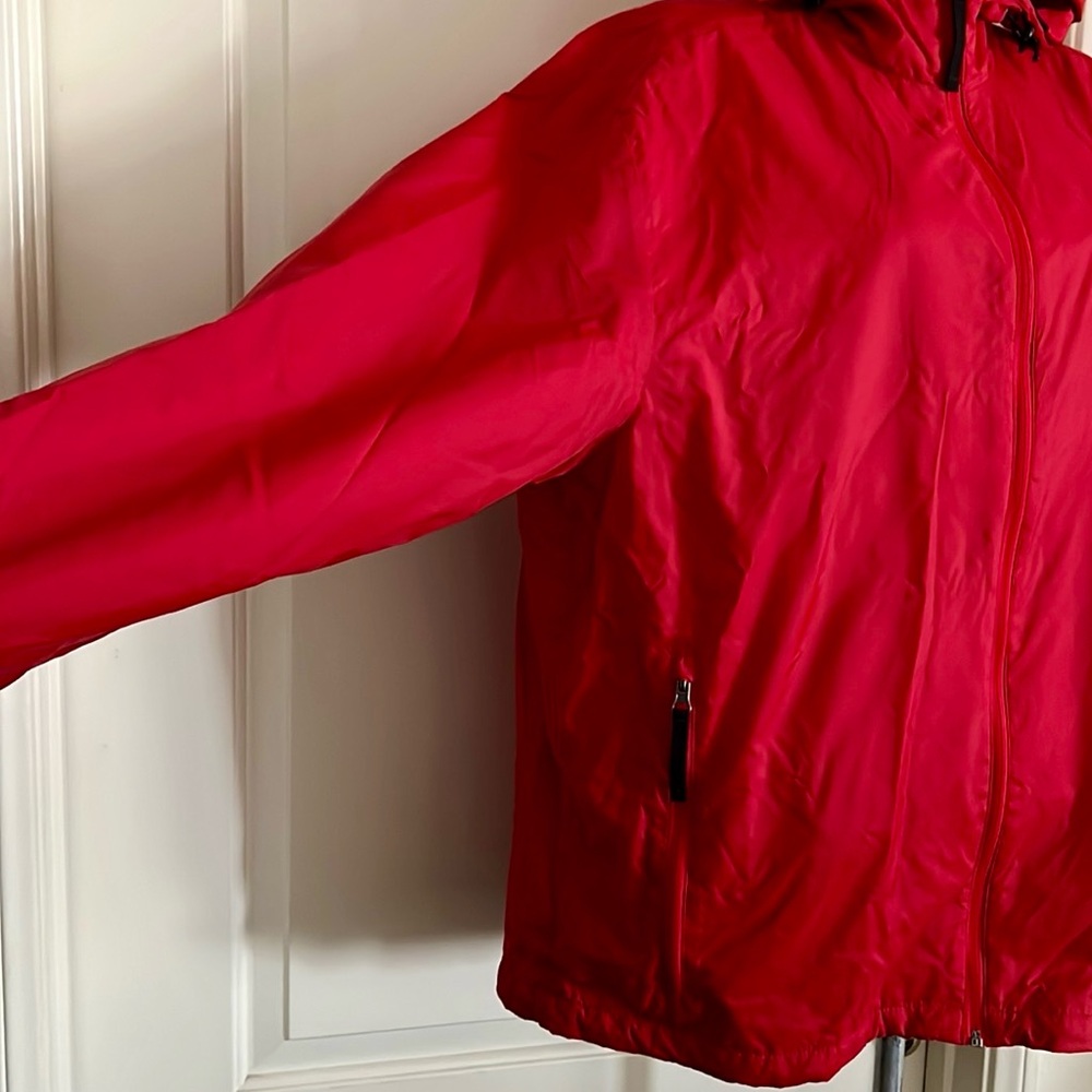 Champion~Jacket~Windbreaker / Packable - image 3